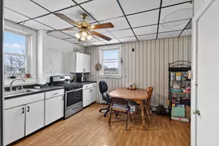 37 S High St, Melrose, MA 02176 - Photo 9