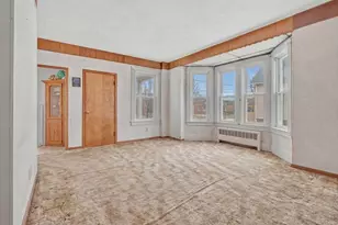 37 S High St, Melrose, MA 02176 - Photo 5