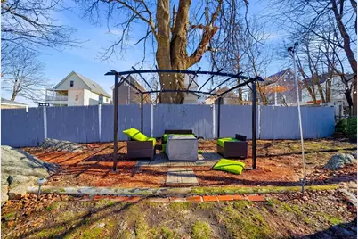 12 Eade St, Lynn, MA 01902 - Photo 27