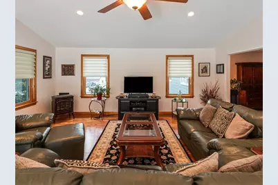 1 Kris Alan Dr, Holden, MA 01520 - Photo 9