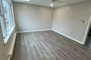 18 Armory St, Southbridge, MA 01550 - Photo 11