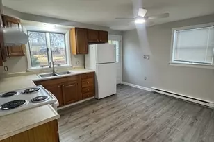 18 Armory St, Southbridge, MA 01550 - Photo 3