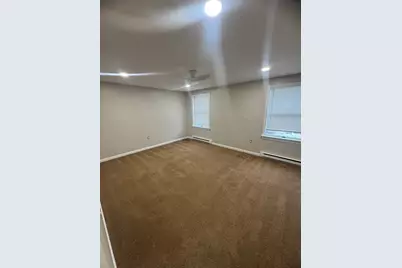 18 Armory St #1, Southbridge, MA 01550 - Photo 7