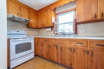 13 Dawes Street, Blackstone, MA 01504 - Photo 9