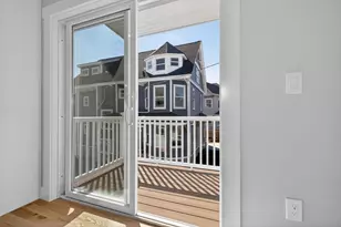 60 Stanley St, Boston, MA 02125 - Photo 11