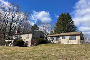 1114 S East St, Amherst, MA 01002 - Photo 1