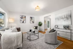 53 Regal St, Holliston, MA 01746 - Photo 3