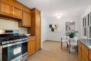 53 Regal St, Holliston, MA 01746 - Photo 7