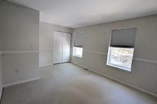 107 Franklin St Ext, Derry, NH 03038 - Photo 27