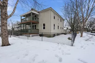 34 Savoy Ave, Springfield, MA 01104 - Photo 35