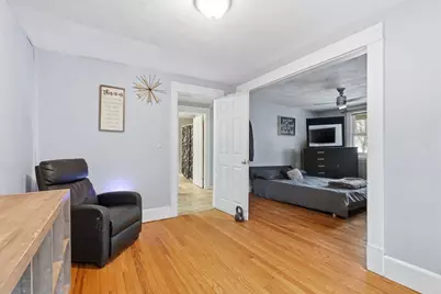 34 Savoy Ave, Springfield, MA 01104 - Photo 11