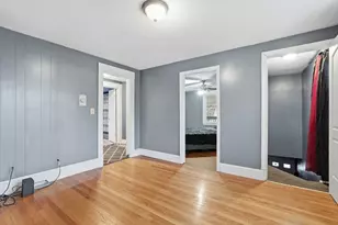 34 Savoy Ave, Springfield, MA 01104 - Photo 15