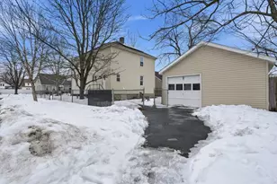 34 Savoy Ave, Springfield, MA 01104 - Photo 29