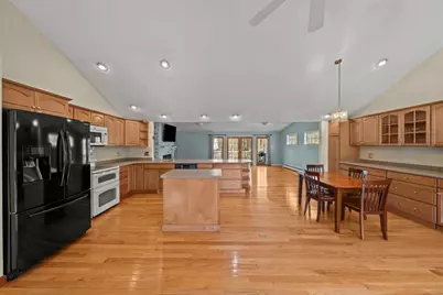 5 Jessica Lane, Wakefield, MA 01880 - Photo 3