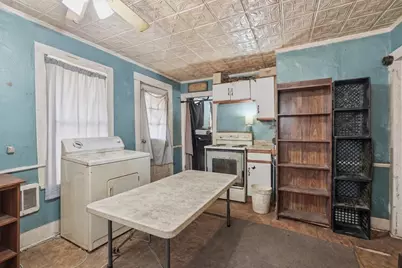 22 Vigeant St, Ware, MA 01802 - Photo 9