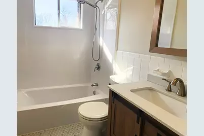 11 Woodcrest Ct #5, Weymouth, MA 02190 - Photo 11