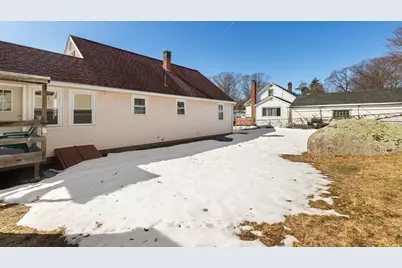 105 Columbia Rd, Lowell, MA 01854 - Photo 25