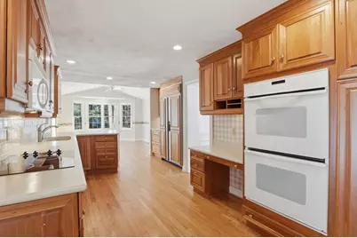 26 Monroe Street, Shrewsbury, MA 01545 - Photo 9