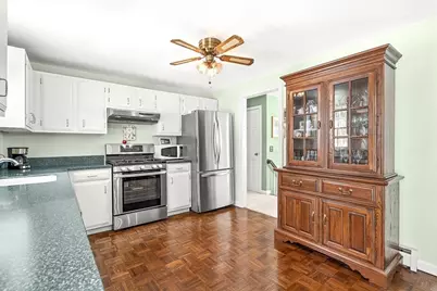 54 Montaup Ave, Dracut, MA 01826 - Photo 5