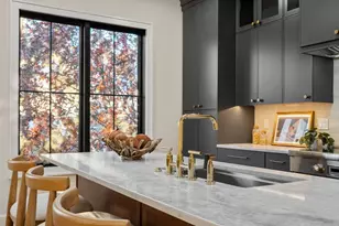 34 Vinton St, Boston, MA 02127 - Photo 5