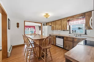 37 St Paul St, Lowell, MA 01851 - Photo 13