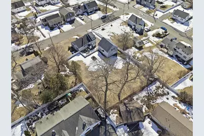 37 Saint Paul St, Lowell, MA 01851 - Photo 39