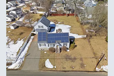 37 Saint Paul St, Lowell, MA 01851 - Photo 3