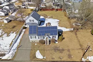 37 St Paul St, Lowell, MA 01851 - Photo 3