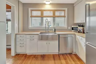 48A B St, Hull, MA 02045 - Photo 3