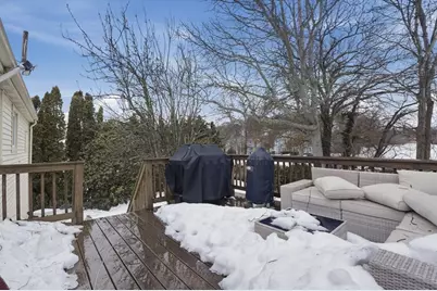 48 Bellevue St, Fairhaven, MA 02719 - Photo 19