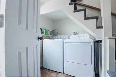 48 Bellevue St, Fairhaven, MA 02719 - Photo 13