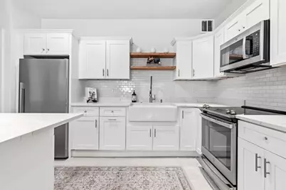 286 Beacon St #1, Boston, MA 02116 - Photo 1