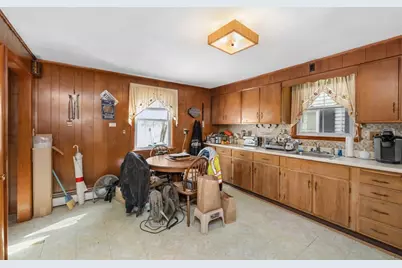 151 Thorndike St, Arlington, MA 02474 - Photo 5