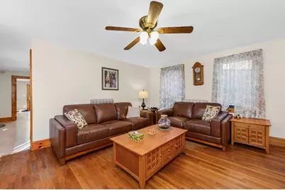 155 Thorndike St, Arlington, MA 02474 - Photo 3