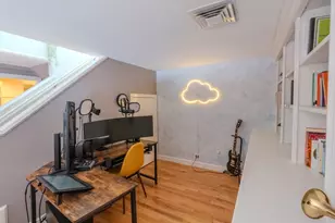 129 Essex St, Salem, MA 01970 - Photo 17