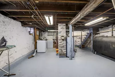 886 Canterbury St, Boston, MA 02131 - Photo 19