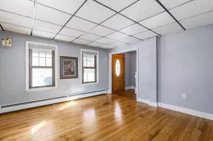 886 Canterbury St, Boston, MA 02131 - Photo 3