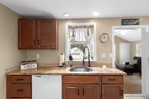 45 West St, Middleborough, MA 02346 - Photo 9