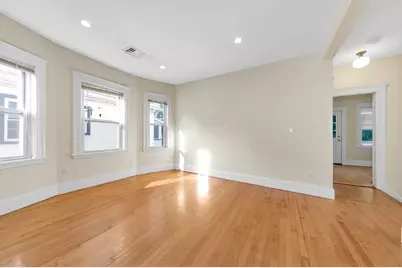 299-301 Alewife Brook Pkwy #2, Somerville, MA 02144 - Photo 11