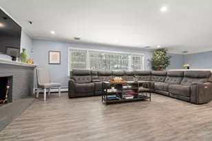 40 Bakers Hill Rd, Weston, MA 02493 - Photo 3