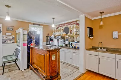 181 West State Street, Granby, MA 01033 - Photo 13