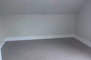 191 Walnut St, Holyoke, MA 01040 - Photo 7