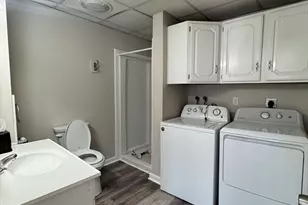 253 Main, Leicester, MA 01611 - Photo 7