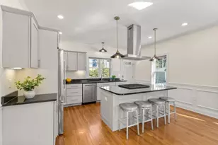 45 Kingsbury St, Wellesley, MA 02481 - Photo 15