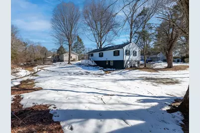 41 Flora Rd, Attleboro, MA 02703 - Photo 27