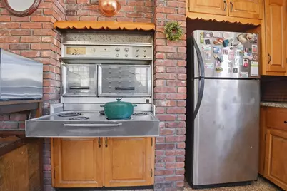 745 Pleasant Street, Marlborough, MA 01752 - Photo 11