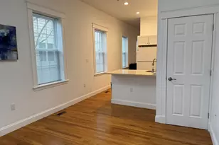 172 Auburn St, Cambridge, MA 02139 - Photo 3
