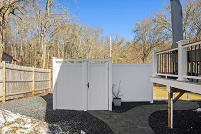 111 Pinecrest Beach Dr, Falmouth, MA 02536 - Photo 39