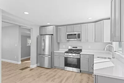 29 Hunt St, Brockton, MA 02302 - Photo 13