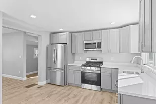 29 Hunt St, Brockton, MA 02302 - Photo 13